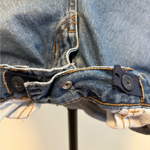 The Children’s Place Medium Wash Denim Straight Leg
Adjustable Waist Tab Jeans - Picture 7 of 7
